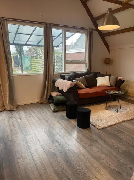 Leuke Bungalow In Noord-Holland Opmeer Exterior photo